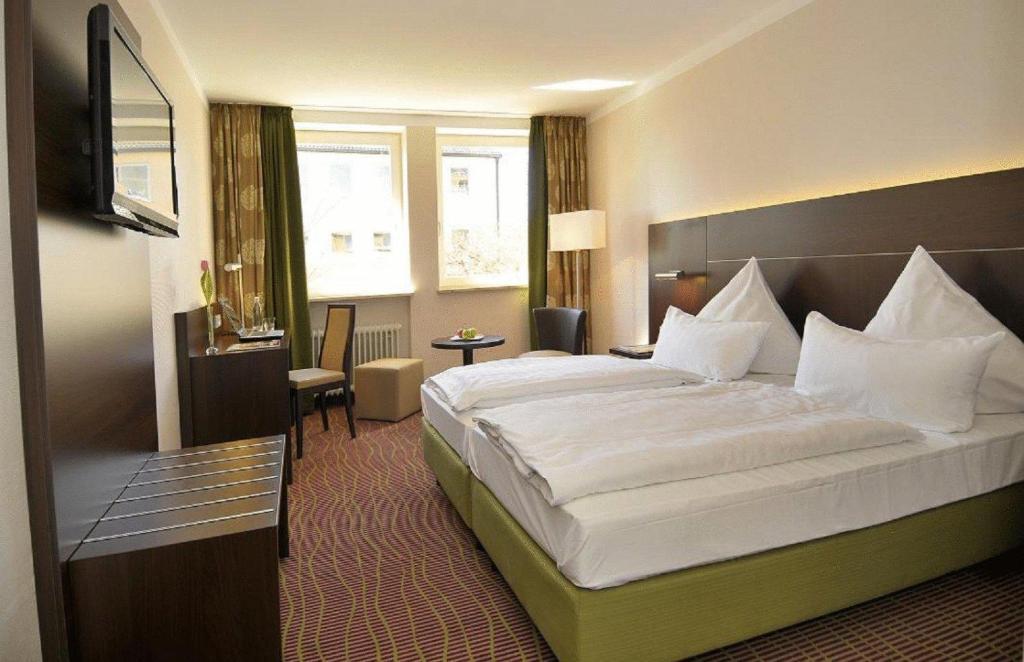 Stern Hotel Soller Ismaning Quarto foto